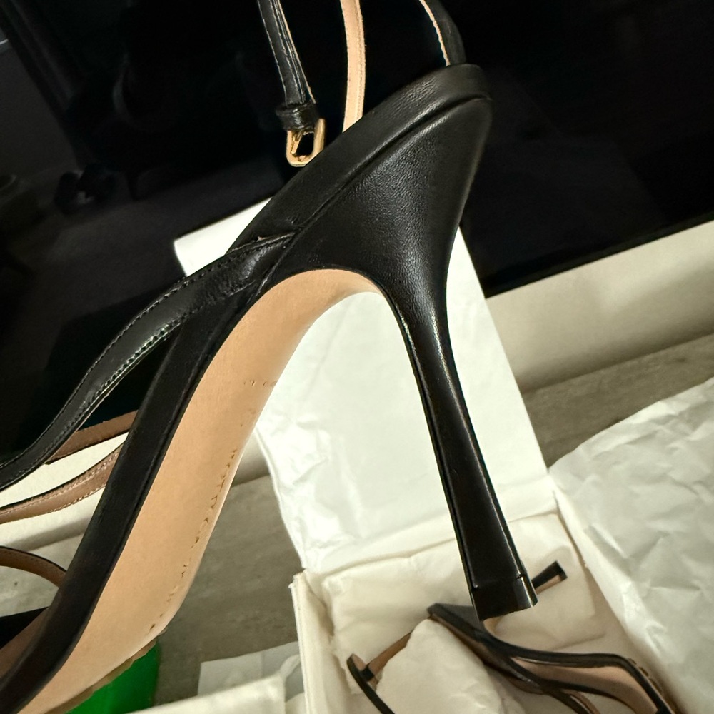 Bottega Veneta stretch strap Black Heels - Picture 8 of 11